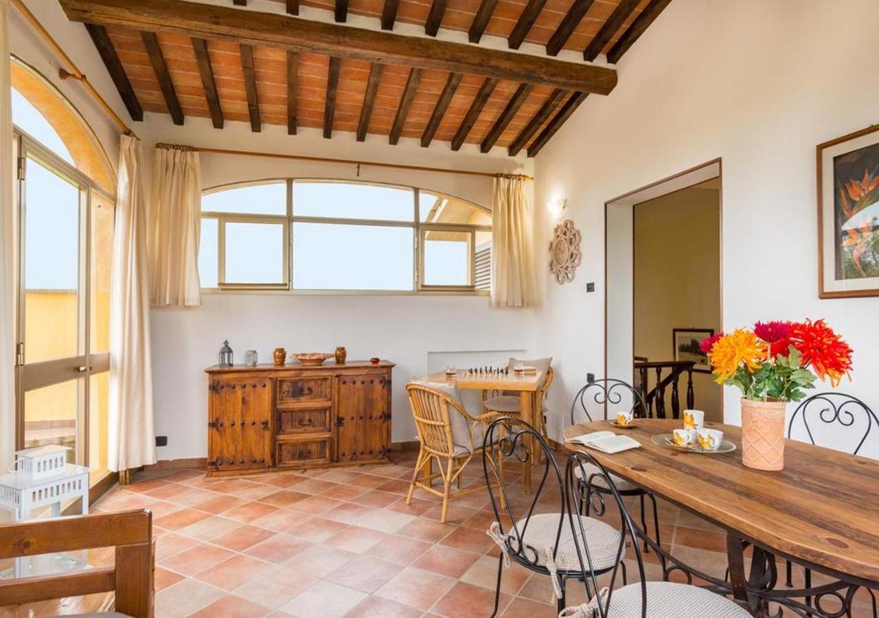 Santa Margherita Vacanze ปอจจิบองซี ภายนอก รูปภาพ
